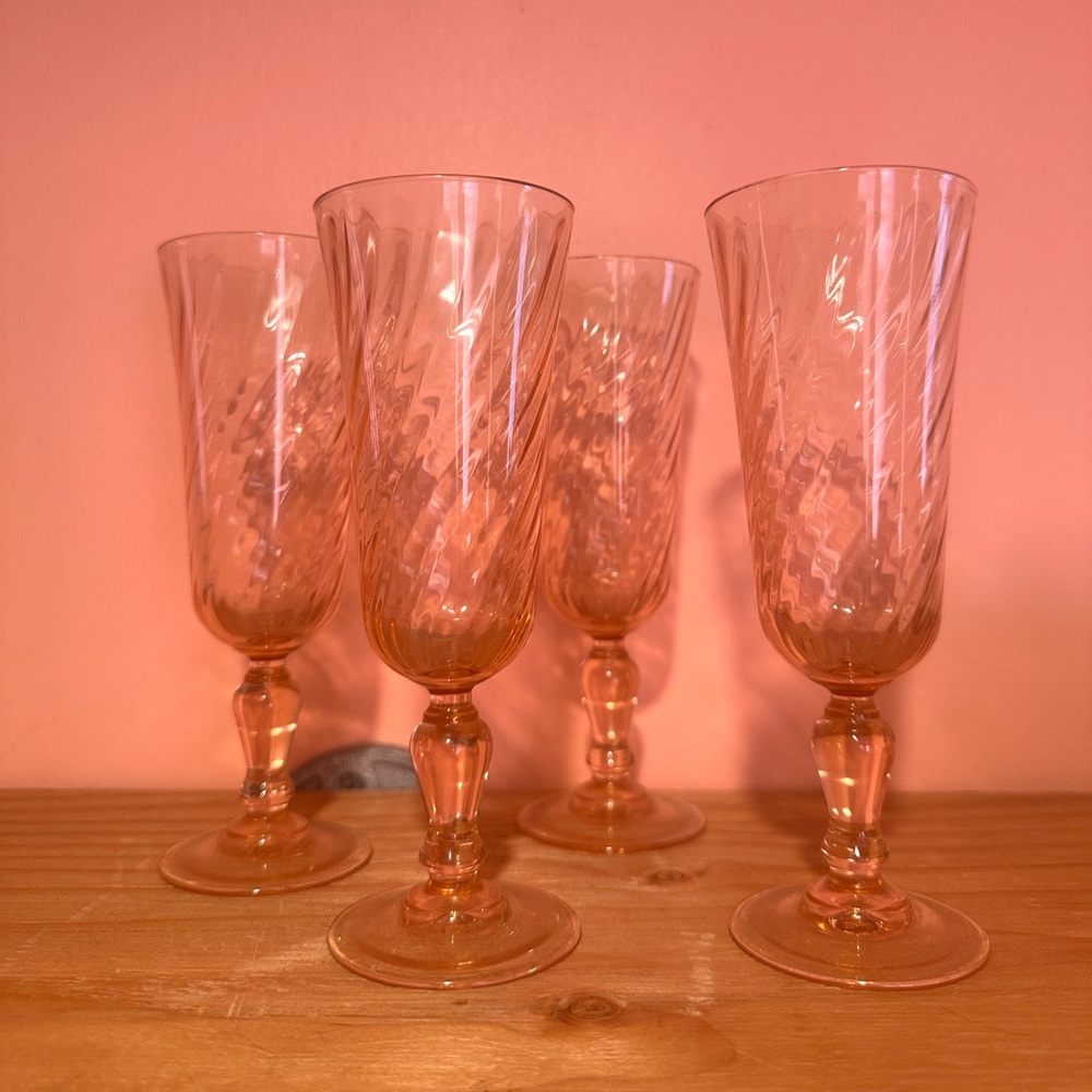 Set of 4 Luminarc Rosaline Pink Swirl Champagne Flutes | Vintage France
